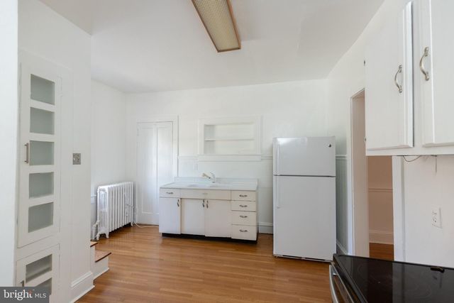 1400 VALLEY AVE, Winchester, VA 22601