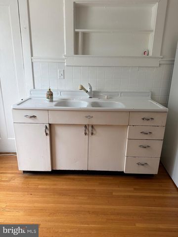 1400 VALLEY AVE, Winchester, VA 22601