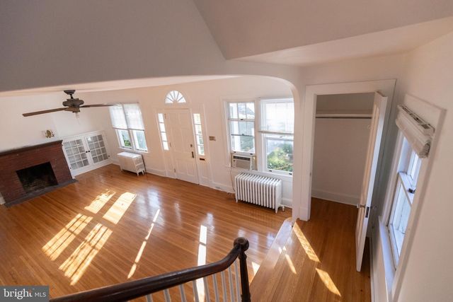 1400 VALLEY AVE, Winchester, VA 22601