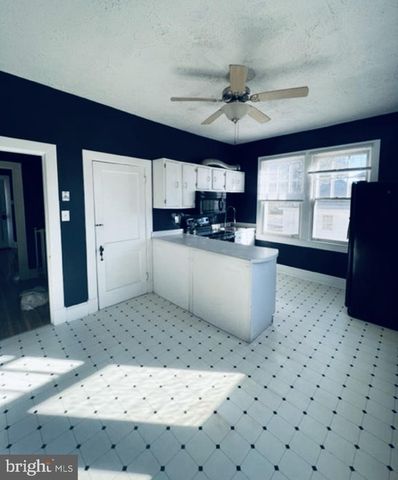 1400 VALLEY AVE, Winchester, VA 22601