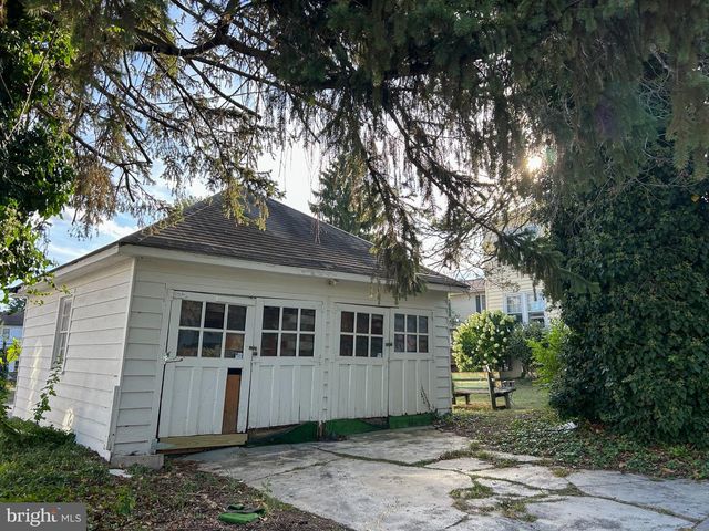1400 VALLEY AVE, Winchester, VA 22601