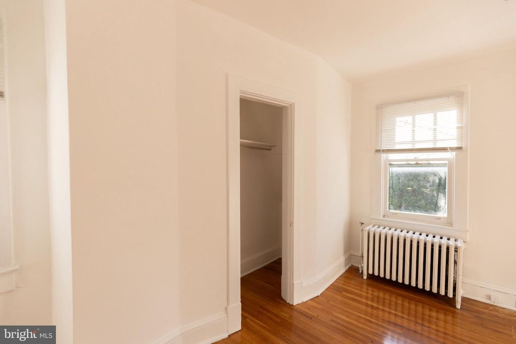 Image 43 of property listing at 1400 VALLEY AVE, Winchester, VA 22601