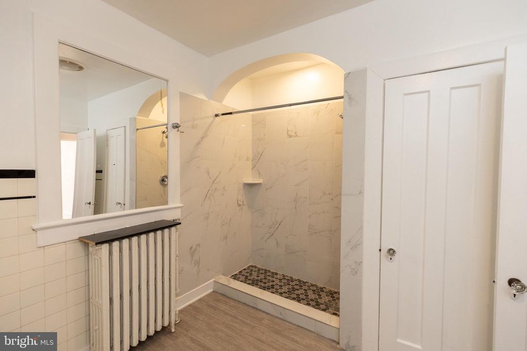 Image 46 of property listing at 1400 VALLEY AVE, Winchester, VA 22601