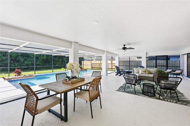 14164 FENNSBURY DRIVE, Tampa, FL 33624
