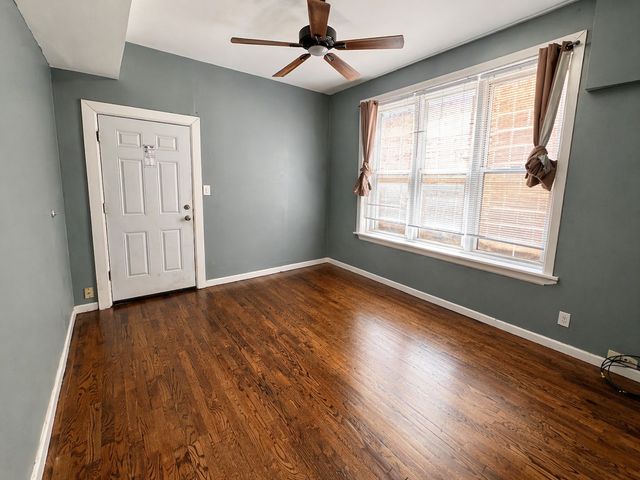 808 N Sacramento Boulevard 1R, Chicago, IL 60622