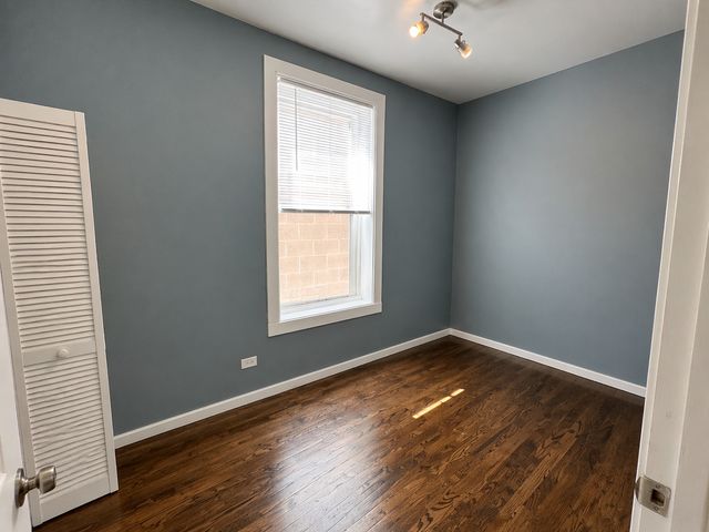 808 N Sacramento Boulevard 1R, Chicago, IL 60622