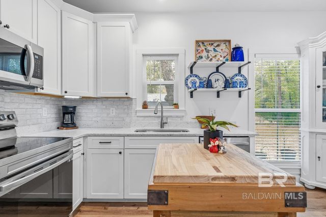 30937 Pine Street, Perdido Beach, AL 36530