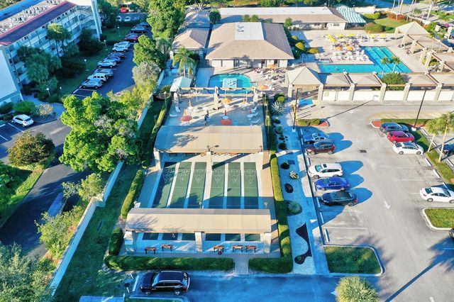 3005 Portofino Isle M2, Coconut Creek, FL 33066
