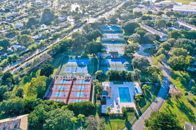 3005 Portofino Isle M2, Coconut Creek, FL 33066