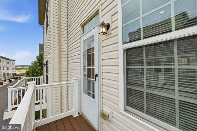 10503 RAWLINS LN, Upper Marlboro, MD 20772