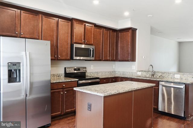 10503 RAWLINS LN, Upper Marlboro, MD 20772