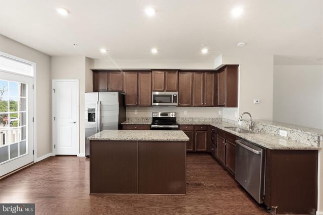 10503 RAWLINS LN, Upper Marlboro, MD 20772