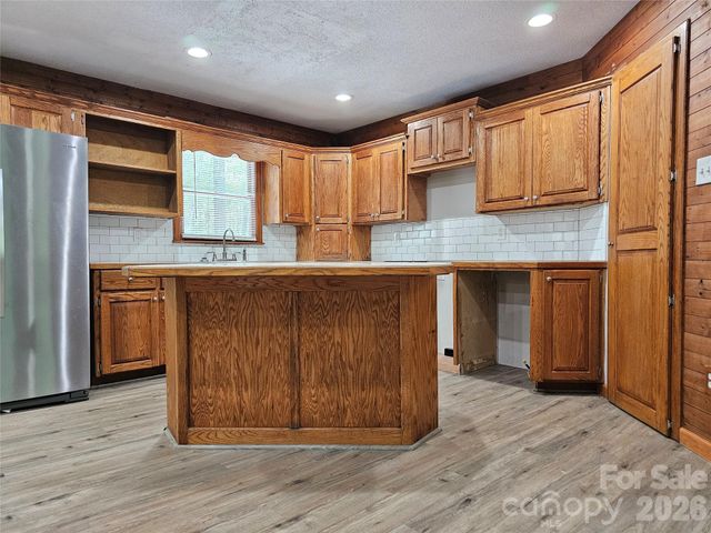5692 Brooklyn Road, Great Falls, SC 29055