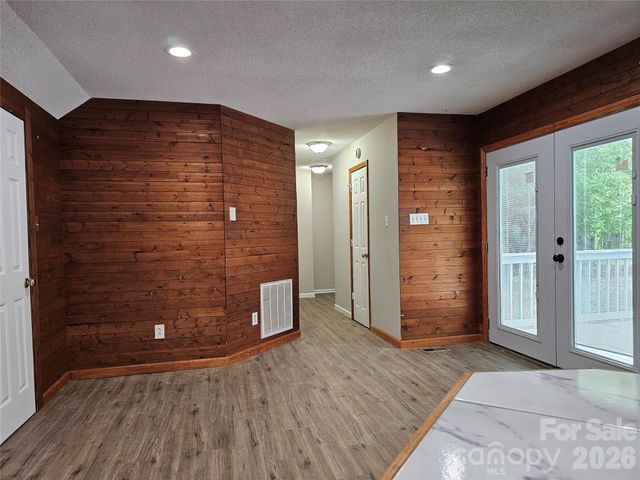 5692 Brooklyn Road, Great Falls, SC 29055