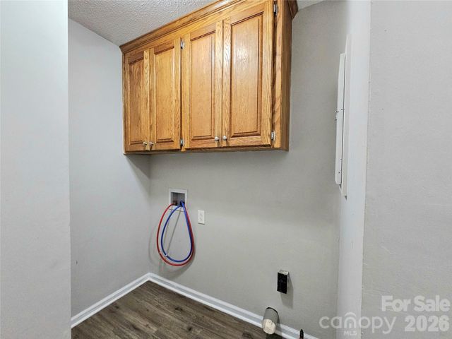 5692 Brooklyn Road, Great Falls, SC 29055