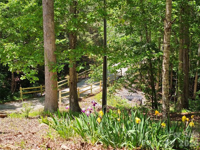 5692 Brooklyn Road, Great Falls, SC 29055