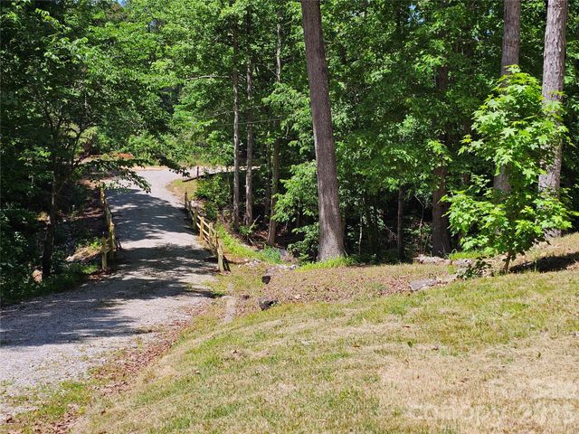 5692 Brooklyn Road, Great Falls, SC 29055