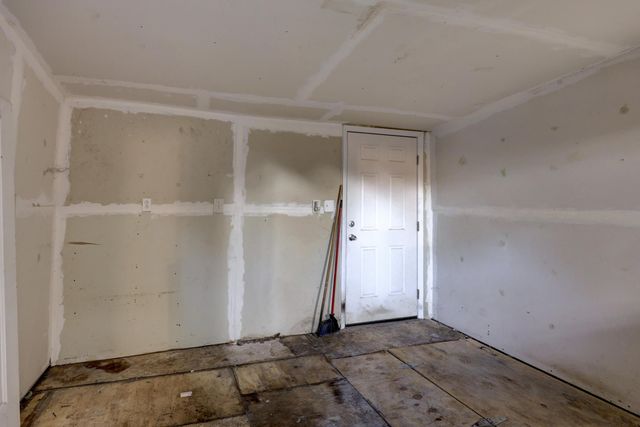 1160 S Maple Street, Carthage, MO 64836