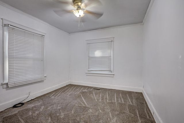 1160 S Maple Street, Carthage, MO 64836