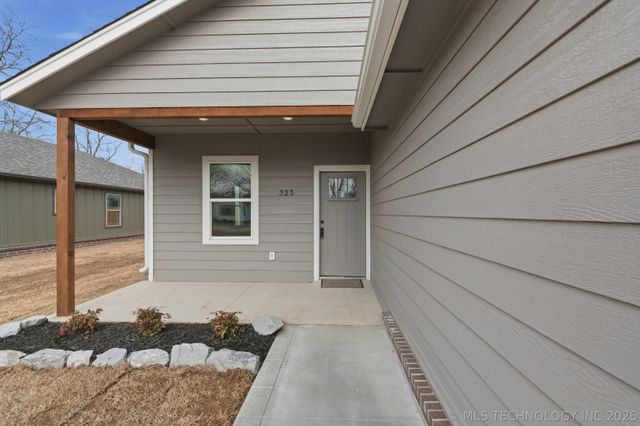 323 A Street NW, Inola, OK 74036