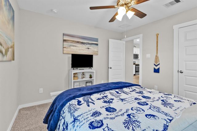 9410 Madison Avenue, Texas City, TX 77591