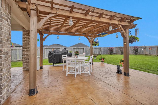 9410 Madison Avenue, Texas City, TX 77591