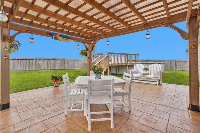 9410 Madison Avenue, Texas City, TX 77591