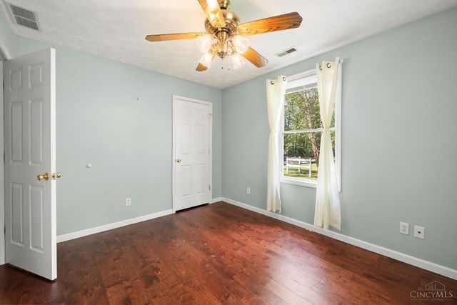 1567 St Rt 131, Miami Twp, OH 45150