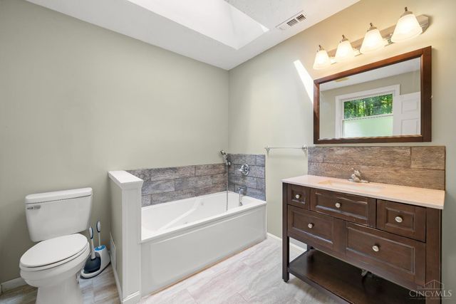 1567 St Rt 131, Miami Twp, OH 45150