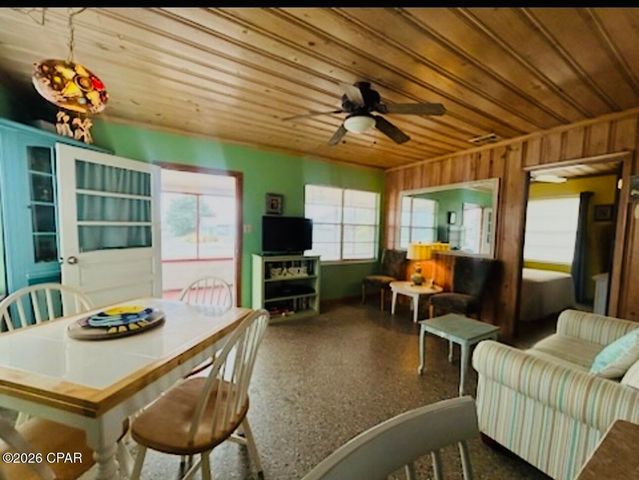 22026 Bataan Avenue, Panama City Beach, FL 32413