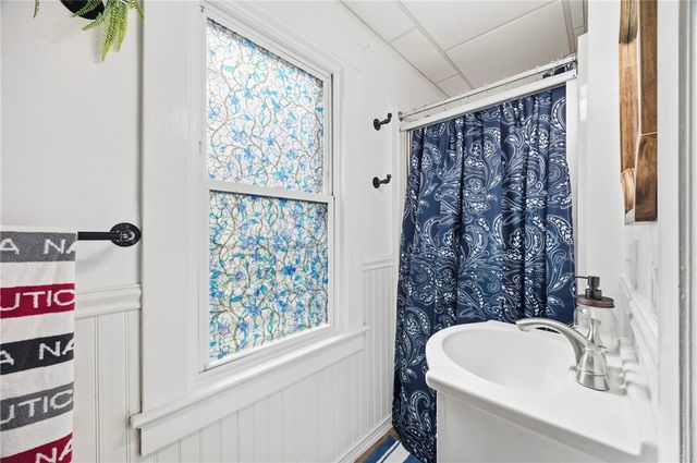 2042 North Clinton Avenue, Rochester, NY 14621