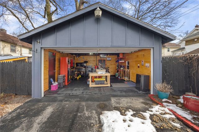 2042 North Clinton Avenue, Rochester, NY 14621