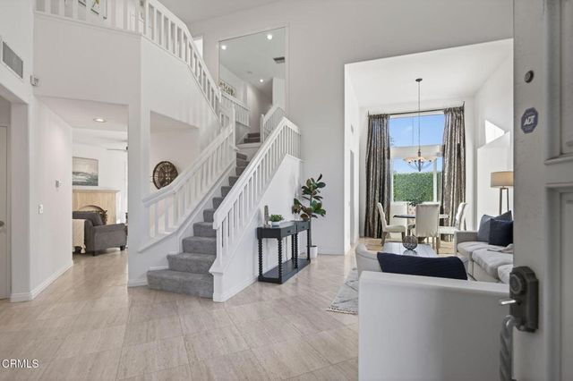 445 Cremona Way, Oak Park, CA 91377