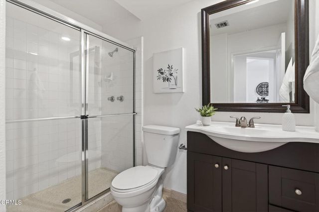 445 Cremona Way, Oak Park, CA 91377