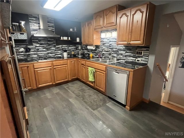 2461 Sylvan Place, Wheatfield, NY 14304