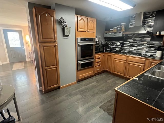 2461 Sylvan Place, Wheatfield, NY 14304