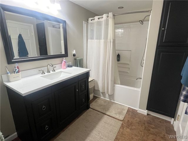 2461 Sylvan Place, Wheatfield, NY 14304