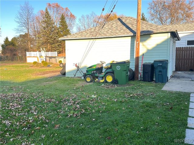 2461 Sylvan Place, Wheatfield, NY 14304