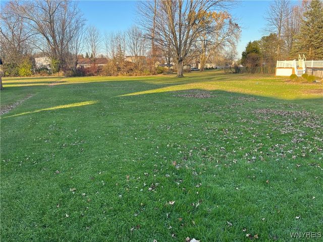 2461 Sylvan Place, Wheatfield, NY 14304