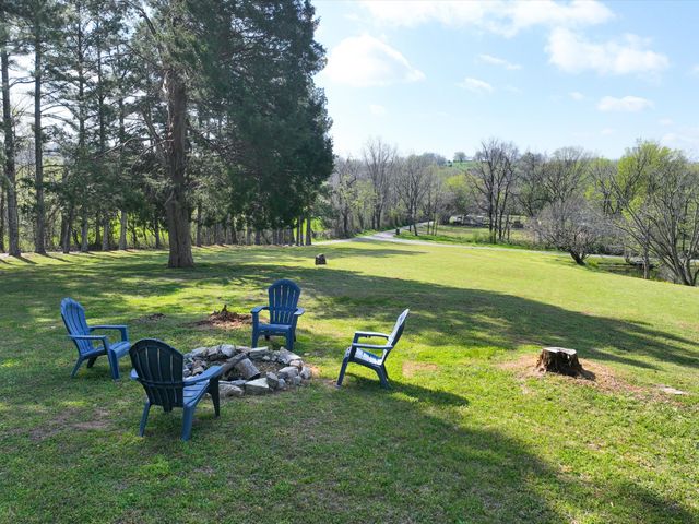 1454 Johnson Rd, Lewisburg, TN 37091