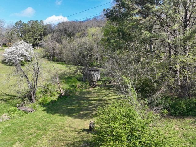 1454 Johnson Rd, Lewisburg, TN 37091