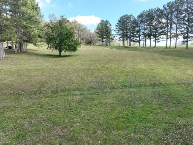 1454 Johnson Rd, Lewisburg, TN 37091