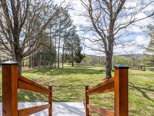 1454 Johnson Rd, Lewisburg, TN 37091