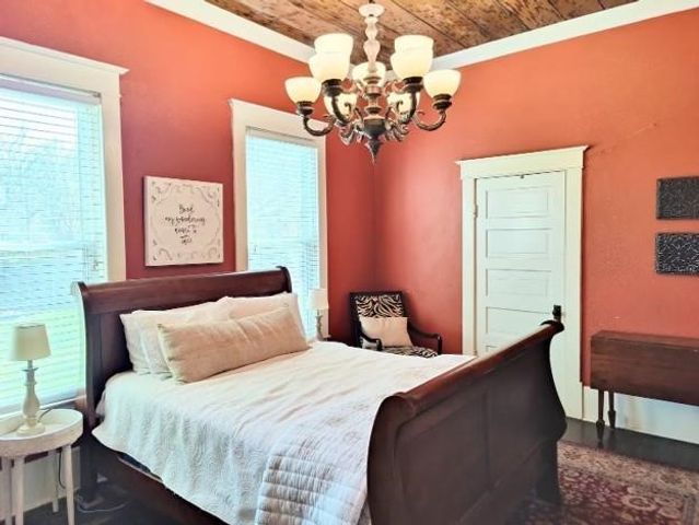 617 S 12th Street, Waco, TX 76706