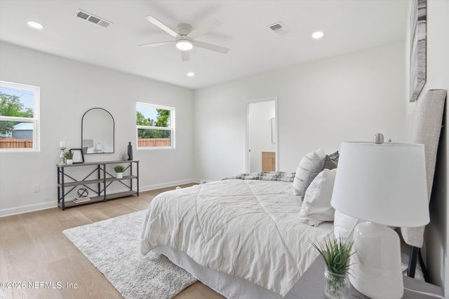 850 HOLLY Drive, Jacksonville Beach, FL 32250