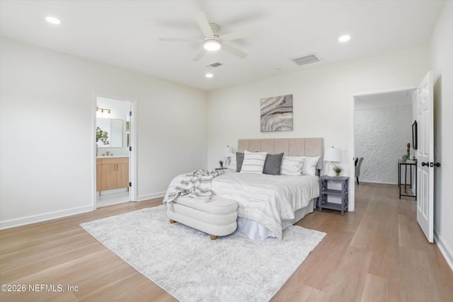 850 HOLLY Drive, Jacksonville Beach, FL 32250