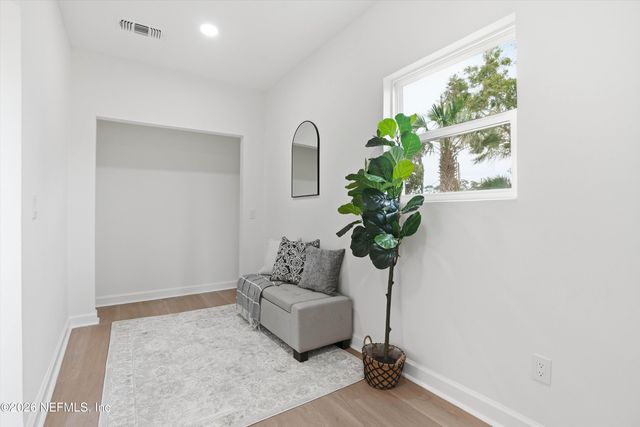 850 HOLLY Drive, Jacksonville Beach, FL 32250