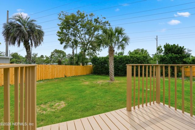 850 HOLLY Drive, Jacksonville Beach, FL 32250