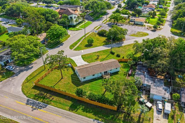 850 HOLLY Drive, Jacksonville Beach, FL 32250