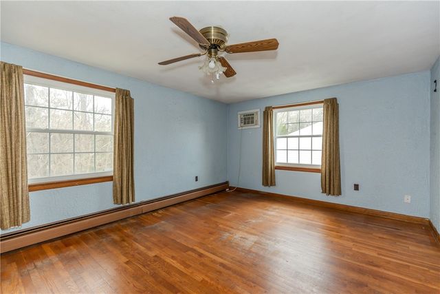 185 Parkside Avenue, Pawtucket, RI 02861